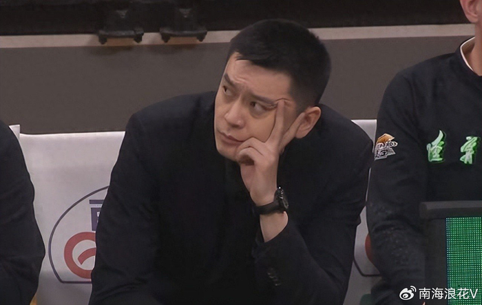 开云网页版-唉！裁10分外援，签7分水货，错误决定致两连败，41岁少帅欲哭无泪|布朗|杨鸣|威尔斯|辽宁队|广东队_新浪体育_新浪新闻